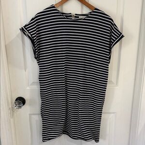 Navy White Striped Short Sleeve Dress